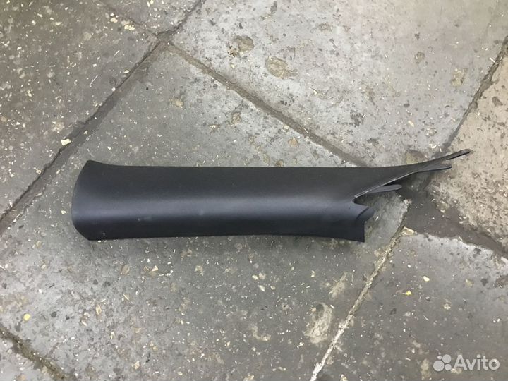 Накладка стойки левая Chevrolet Camaro V 10-15