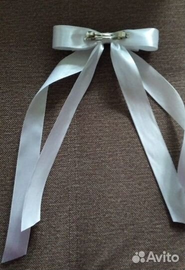 Бант на заколке