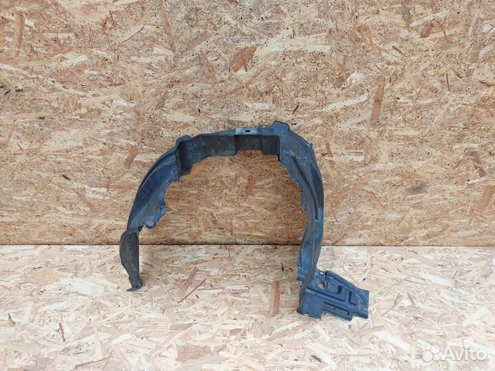 Подкрылок передний левый Nissan X-Trail T30