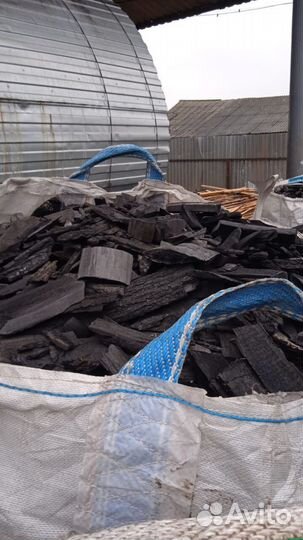 Древесный уголь в мешках