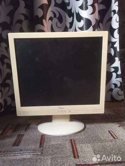 Монитор Fujitsu/Siemens 75гц
