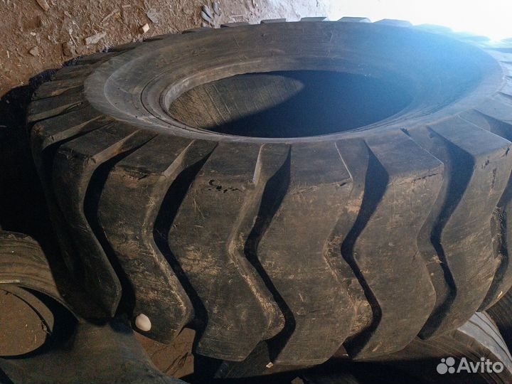 Колеса на погрузчик 17,5 - 25