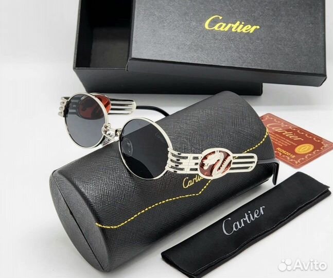 Солнцезащитные очки