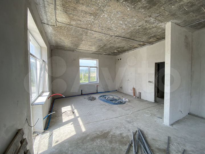 Дом 200 м² на участке 5,4 сот.