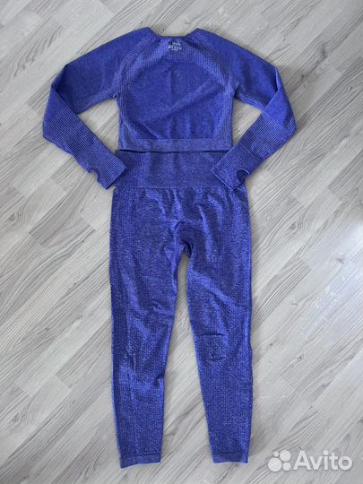 Новый спортивный тренеровочный комплект 44-46