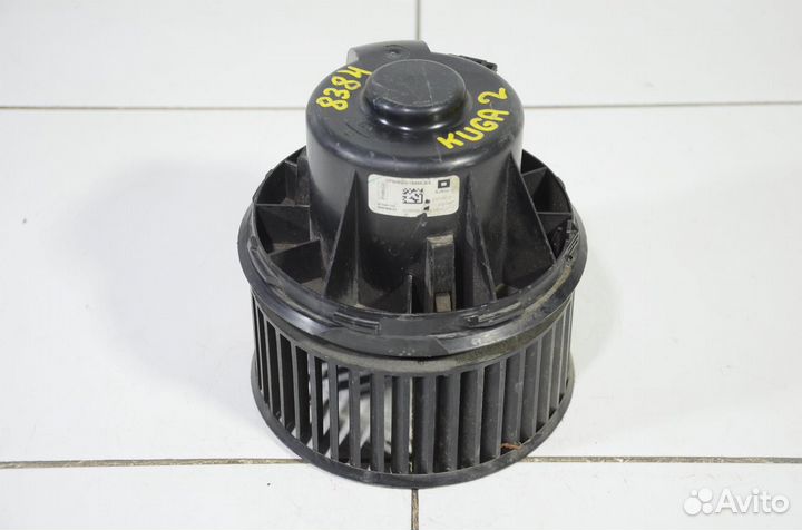 Вентилятор Ford Kuga CBS 2014