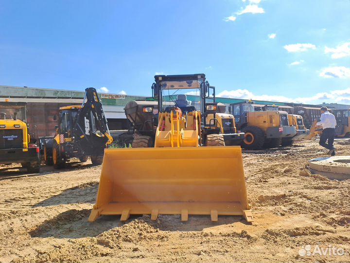 Фронтальный погрузчик Lonking CDM835, 2024