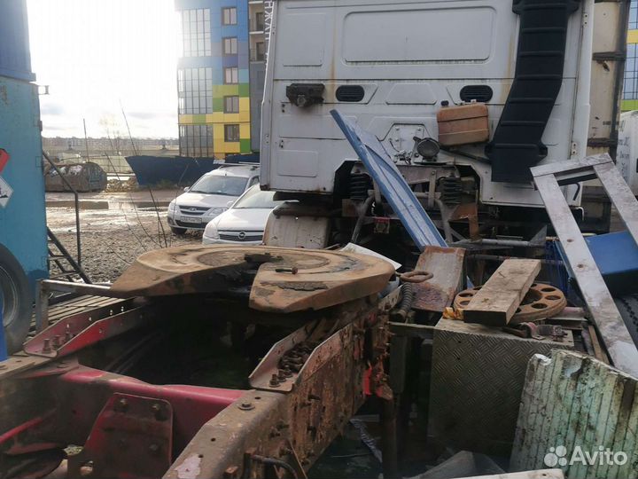 Вольво F12 разбор