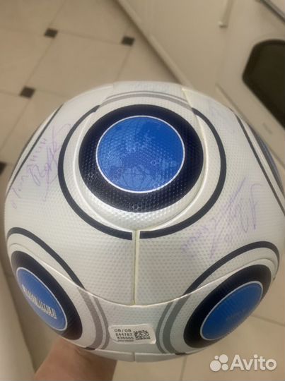 Футбольный мяч adidas terrapass