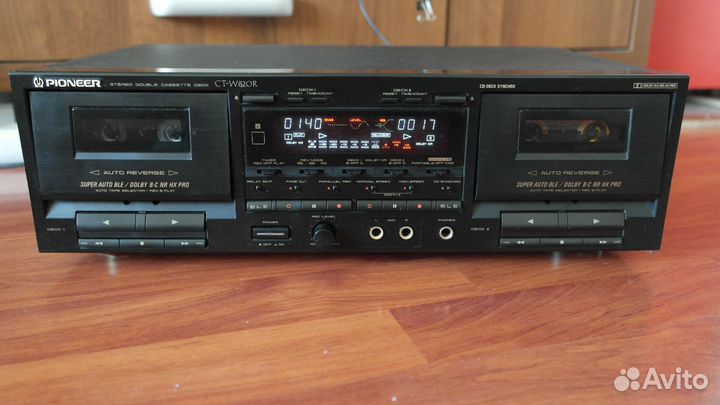 Кассетная дека pioneer CT-W820R