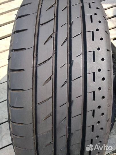 Bridgestone Playz PX-RV II 225/55 R17