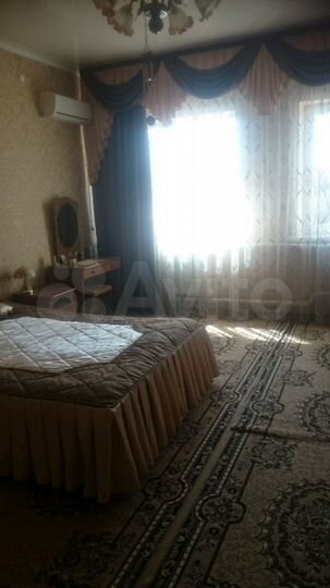 Дом 275 м² на участке 9 сот.