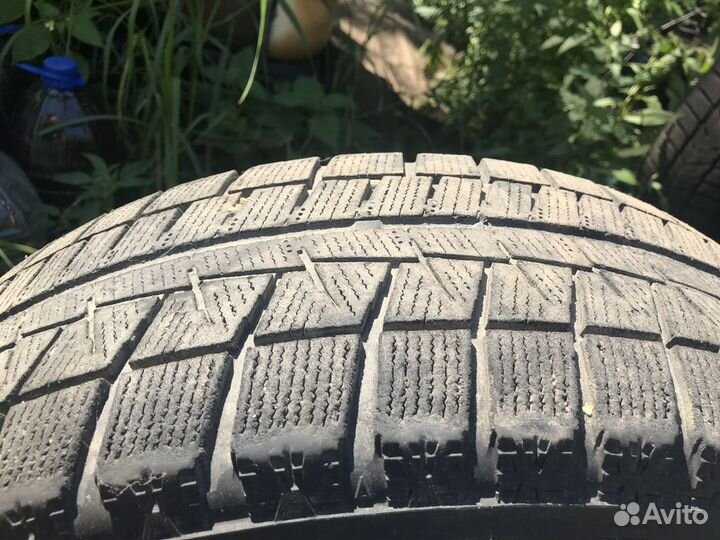 Bridgestone Blizzak Revo GZ 195/65 R15