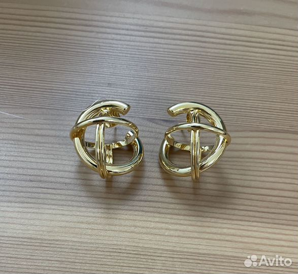 Lisa Smith серьги бижутерия