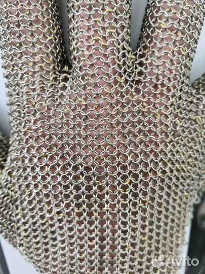 Кольчужная перчатка