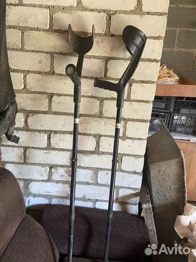 Костыли под локоть