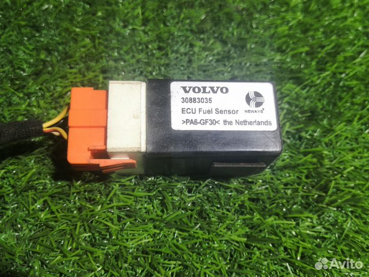 Реле бензонасоса Volvo S40 1 поколение