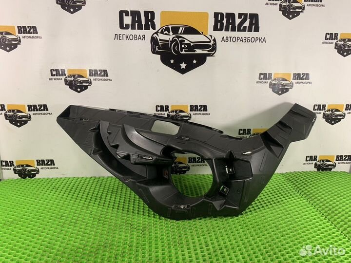 Кронштейн противотуманной фары левый L BMW X1