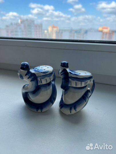 Солонки гжель