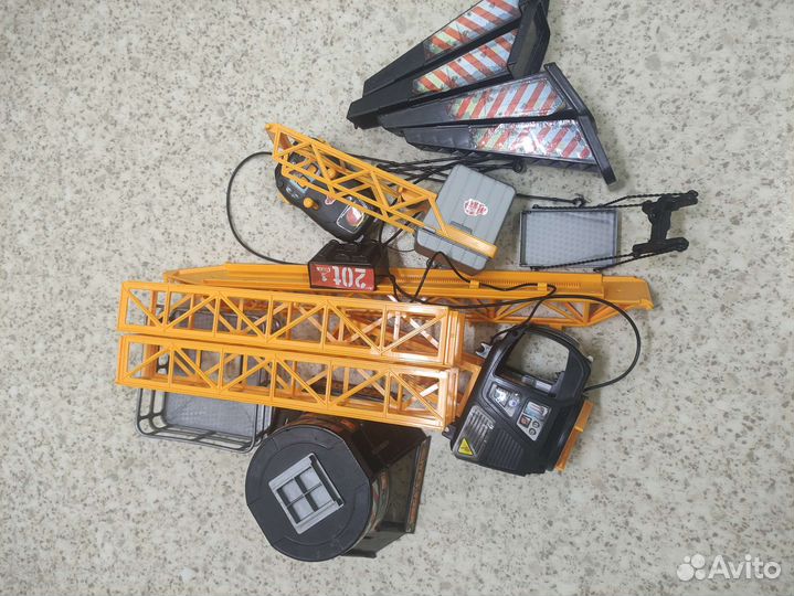 Подъемный кран Dickie Toys Mega Crane, 3462412