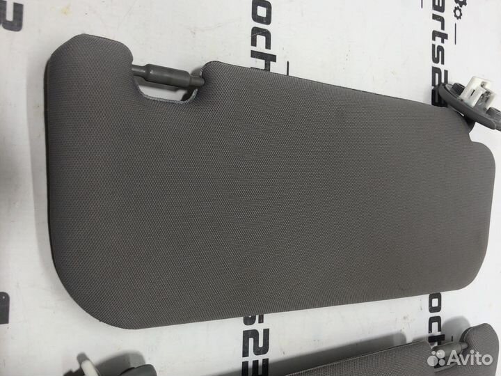 Солнце защитный козырёк Toyta Camry V70