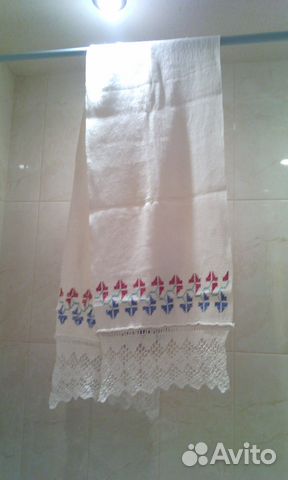 Старинные полотенце и маленькие наволочки