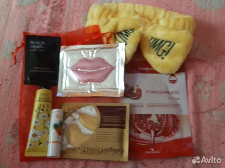 Набор косметики пакетом