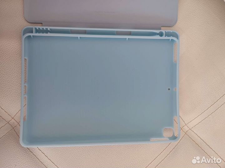 Чехол для iPad pro 11 2018 голубой с карманом
