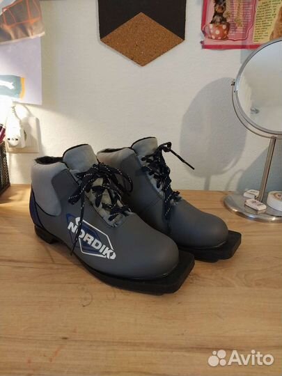 Лыжные ботинки Nordik