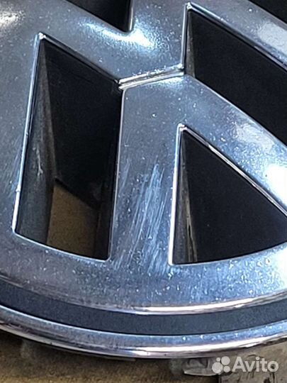 2002-10 Фаетон эмблема передняя Phaeton