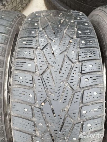 Nokian Tyres Hakkapeliitta 7 SUV 215/65 R16 102T