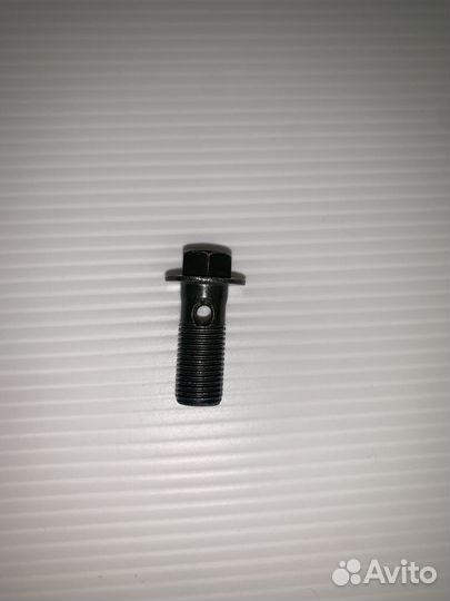 Болт (с отверстием) масляный радиатор RT150ST-А