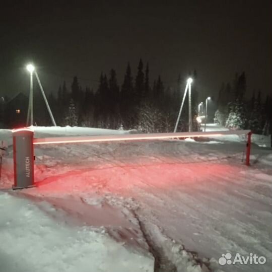 Автоматический шлагбаум