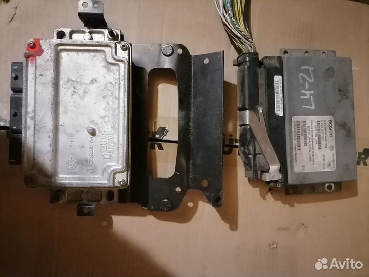 Запчасти на пежо