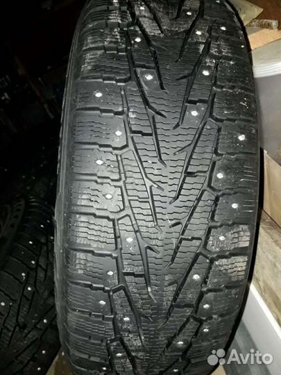 Nokian Tyres Hakkapeliitta 7 SUV 225/65 R17 106T