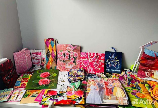 Пакеты подарочные оптом для женщин, детей, мужчин