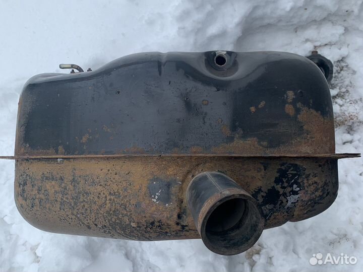 Бензобак карбюратор ваз 2104