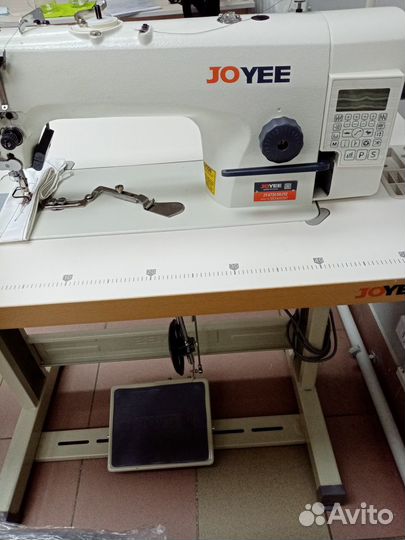 Помощница швеи, швея в швейный цех