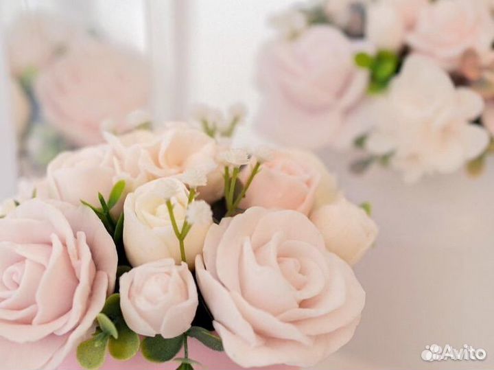 Интерьерные букеты из мыла к 1 сентября