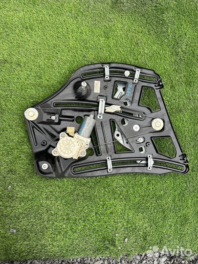 Стеклоподъемник задний левый Mercedes cl500 216