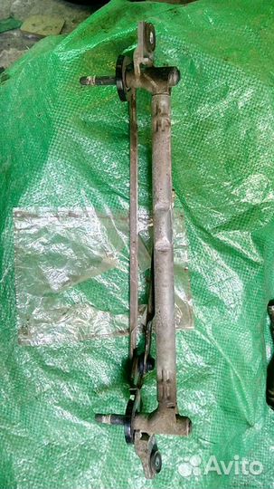 Трапеция стеклоочистителя Санта Фе 3