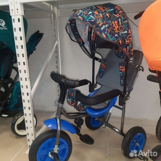 Трехколесный велосипед