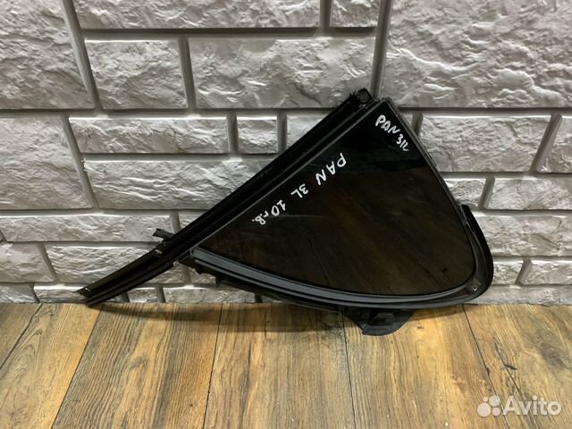 Porsche Panamera Стекло двери задней левой