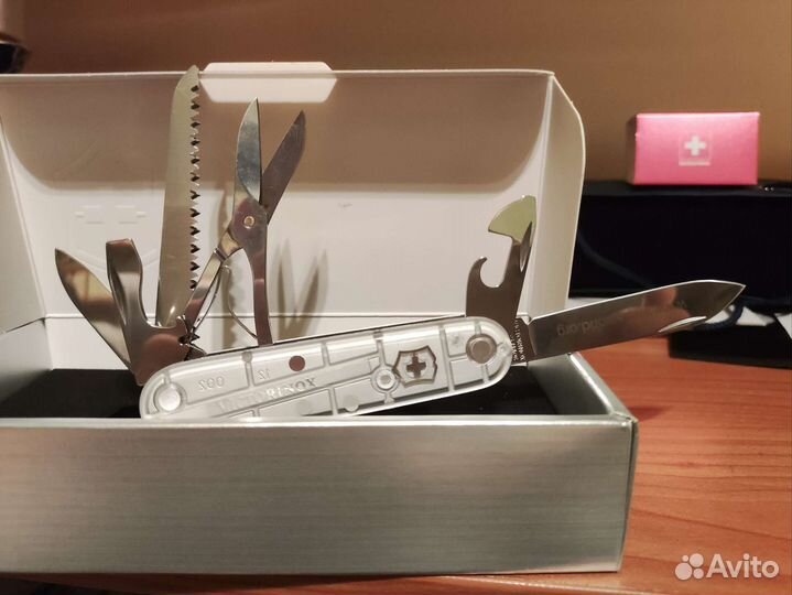 Швейцарский нож victorinox