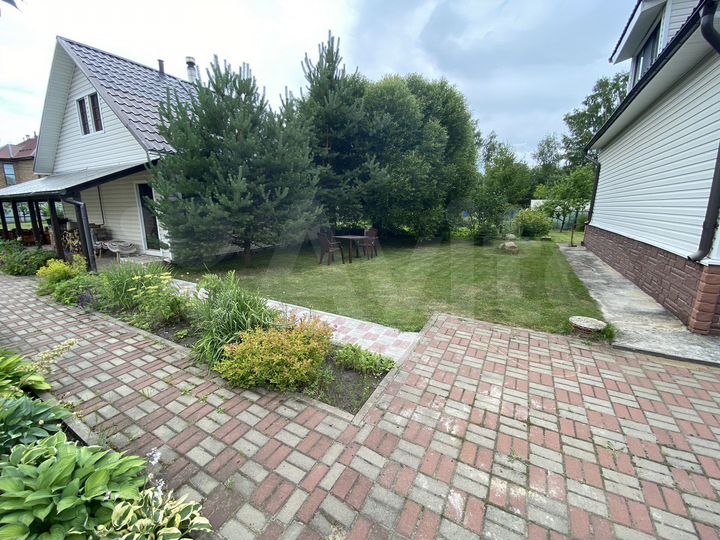 Дом 214 м² на участке 12 сот.