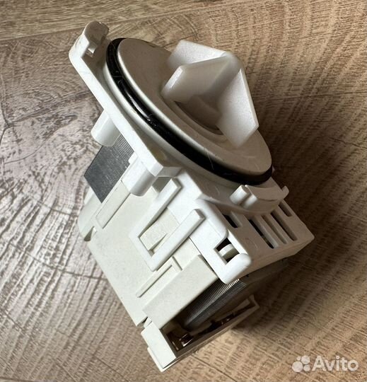 Сливной насос для с/м Electrolux, Zanussi, AEG