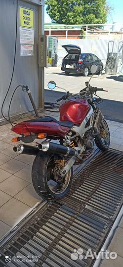 Honda VTR1000f