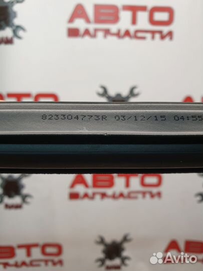 Уплотнитель заднего правого стекла Renault Sandero