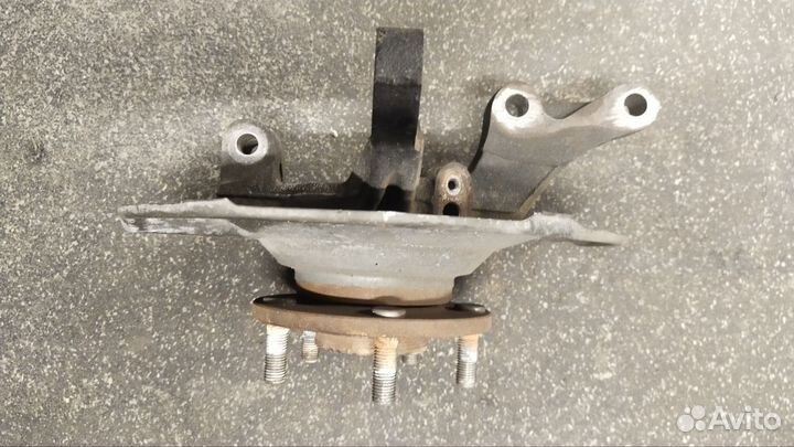 Поворотный кулак ступица Лансер 10 Lancer X