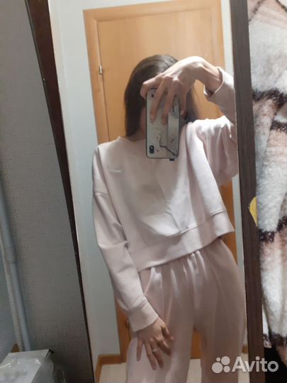 Спортивный костюм женский